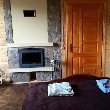 над потічком *