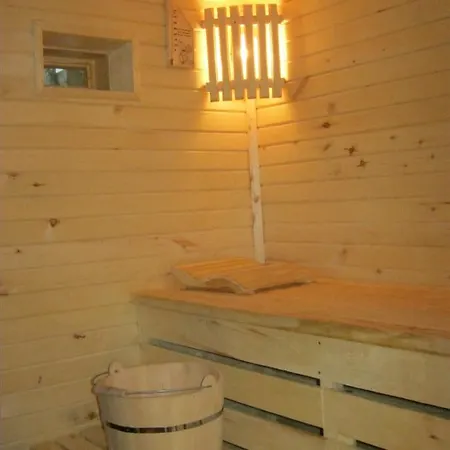 над потічком