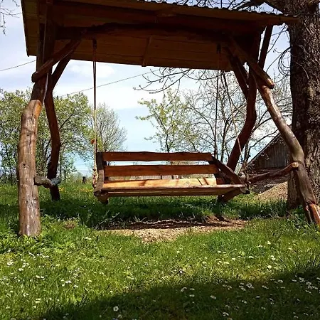 над потічком Oriv