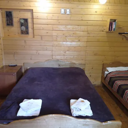 над потічком Vakantiehuis *