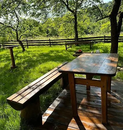 Vakantiehuis над потічком